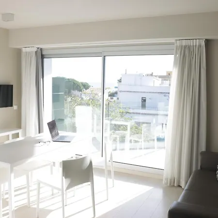 Daro * 普拉加德阿罗